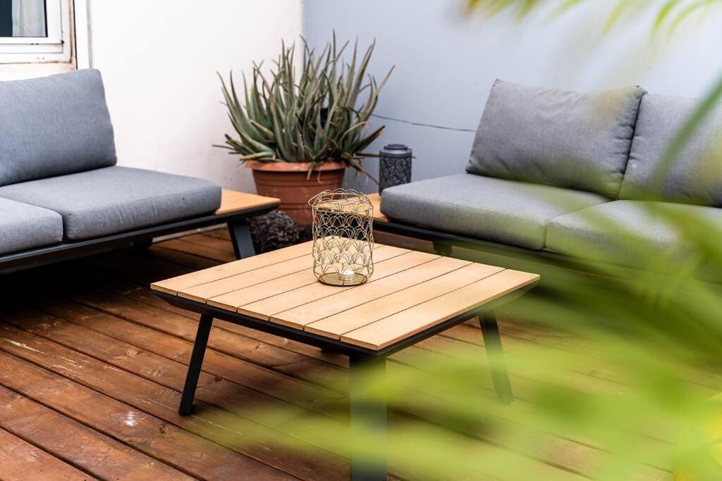 Le Cocon Retro-Chic A La Capitale Apartment Saint-Denis Exterior photo